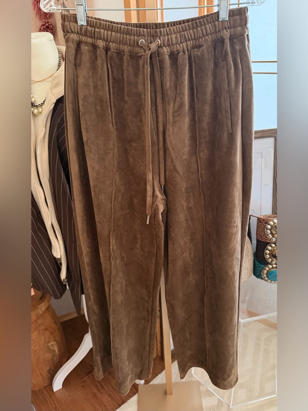 NWT BlankNYC Velour Wide Leg Lounge Pants Brown Size M
